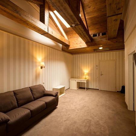Premier Geneva Hotel โอเดสซา ภายนอก รูปภาพ