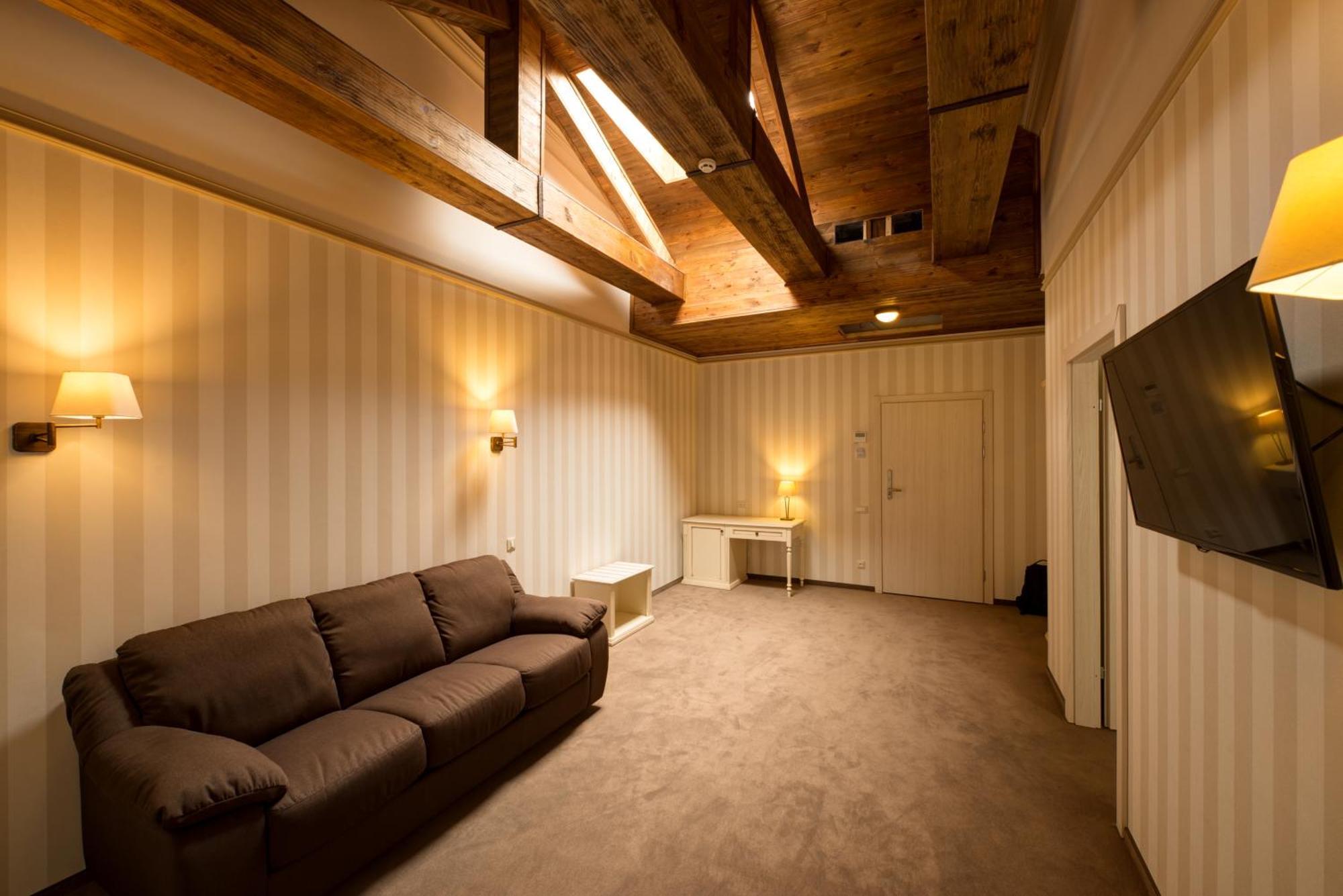 Premier Geneva Hotel โอเดสซา ภายนอก รูปภาพ